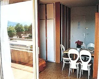 Pierre & Vacances Eden Апарт-отель Сен-Тропе
